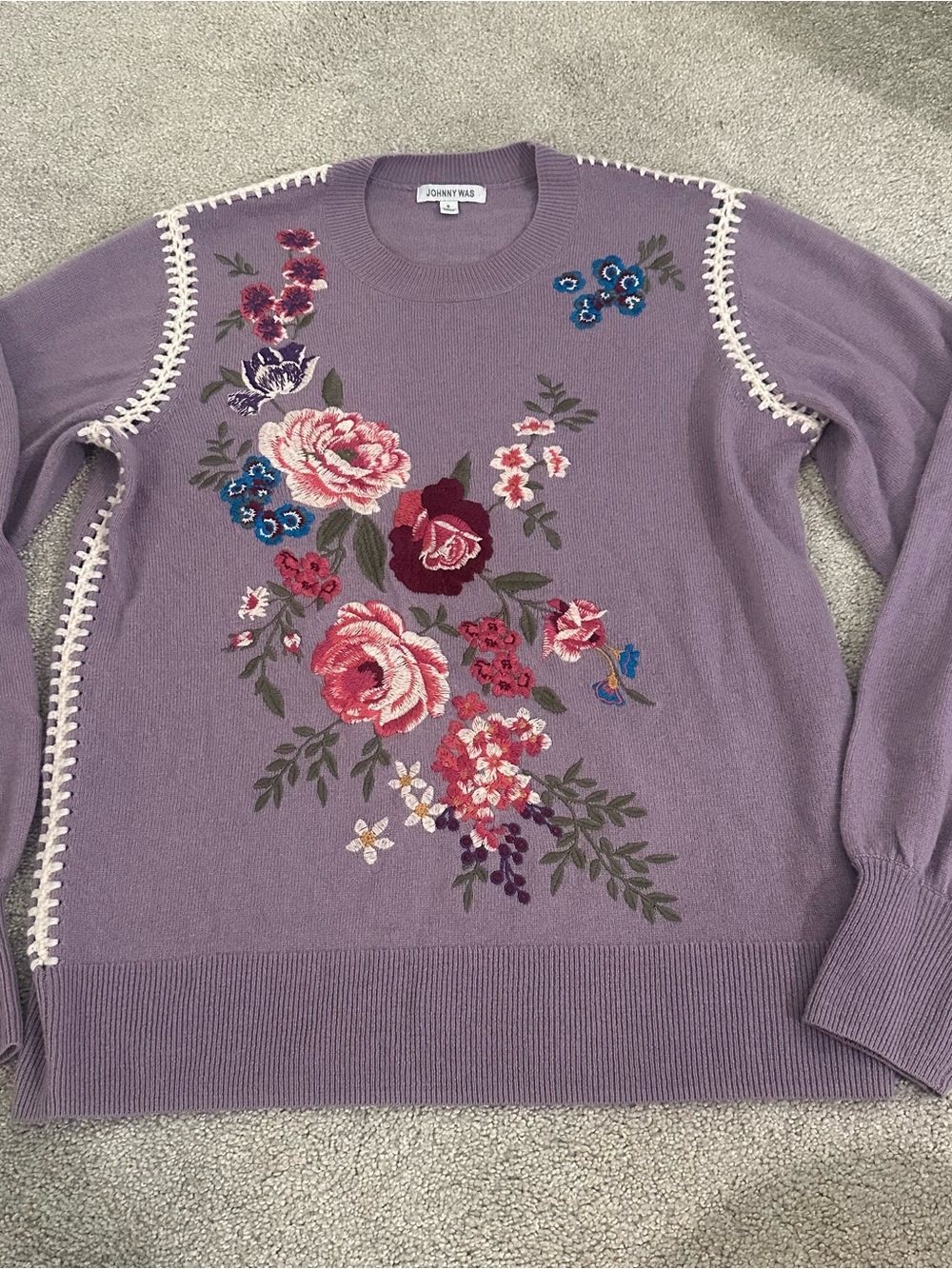 Johnny Was Lilac Floral Embroidered Crewneck wool cashmere Sweater small
